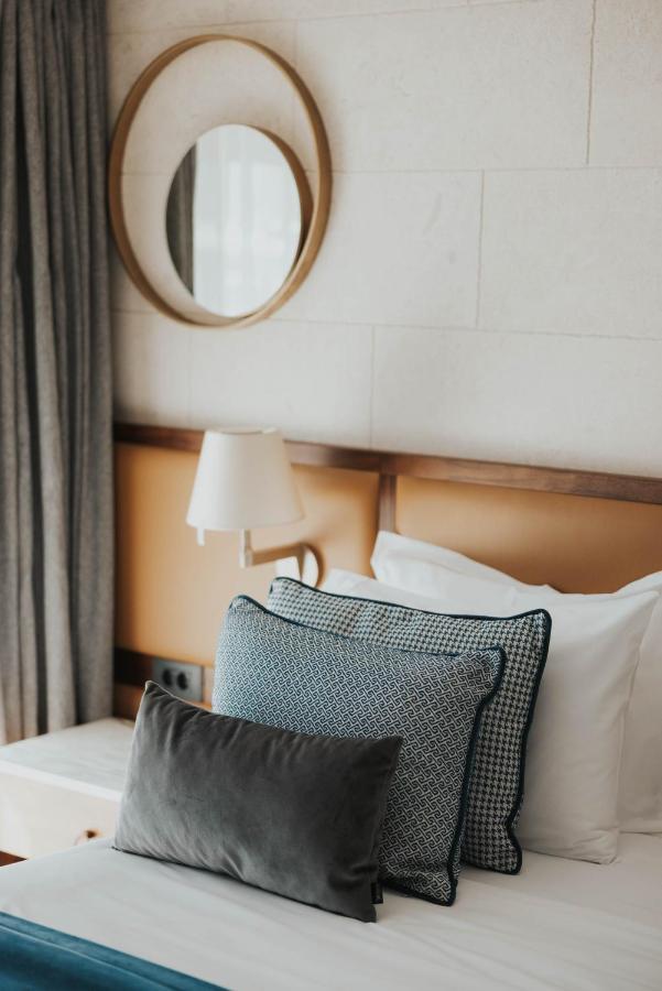 Corso Levante Luxury Suites Dobrota โกตอร์ ภายนอก รูปภาพ