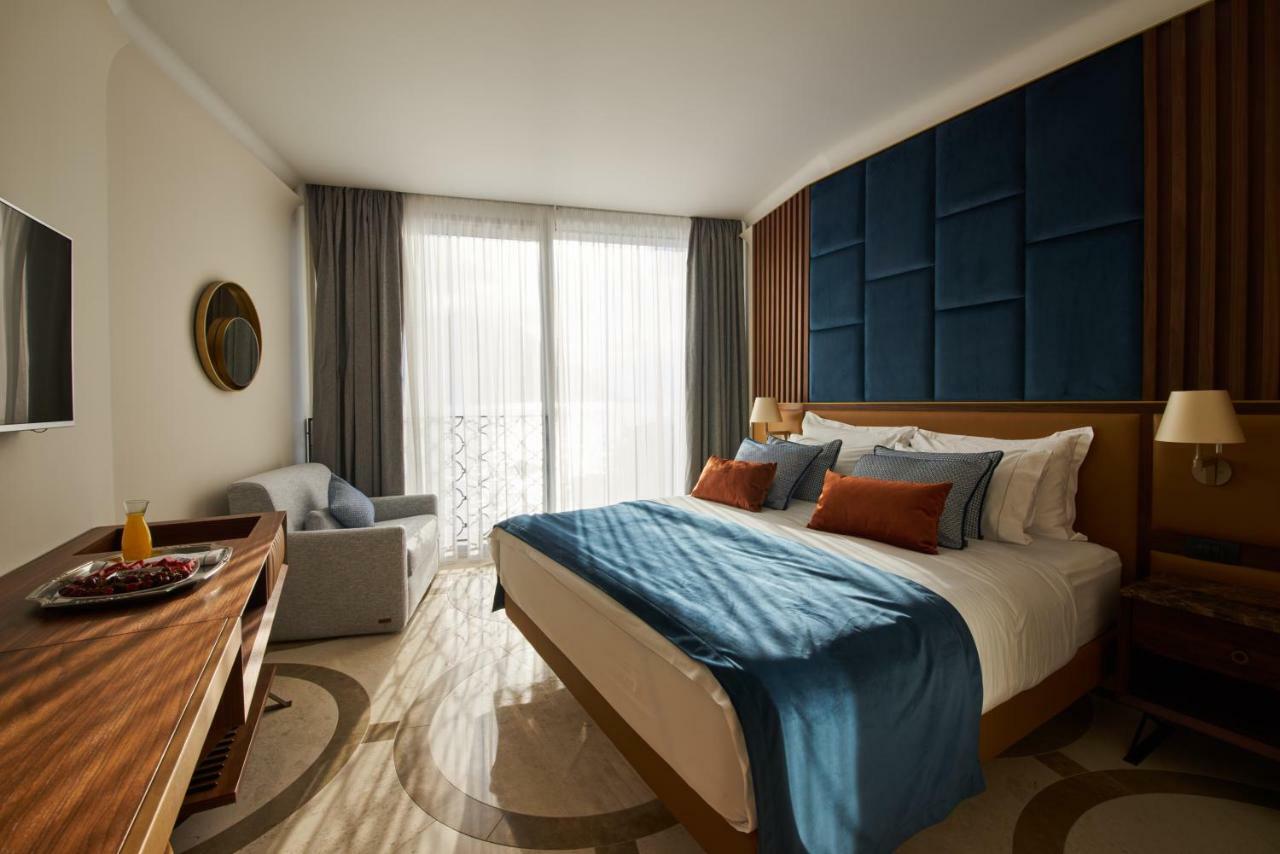 Corso Levante Luxury Suites Dobrota โกตอร์ ภายนอก รูปภาพ